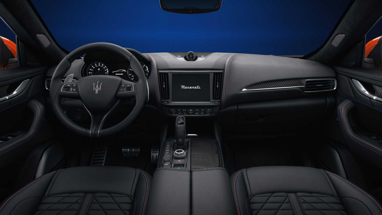 Οι Maserati Ghibli και Levante τιμούν την πρώτη γυναίκα οδηγό της F1